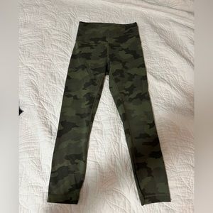 Lululemon Wunder Train Green Camo
